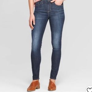 Women's High-Rise Skinny Jeans - Universal Thread™ Dark Wash Size 4